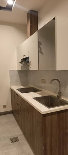 01 BEDROOM LUXURY UNFURNISHED APARTMENT AVAILABLE FOR RENT AT GULBERG GREEN ISLAMABAD