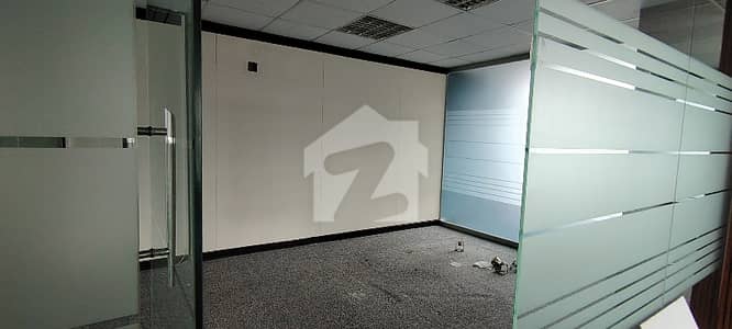 گلبرگ لاہور میں 2 کنال دفتر 23.0 لاکھ میں کرایہ پر دستیاب ہے۔
