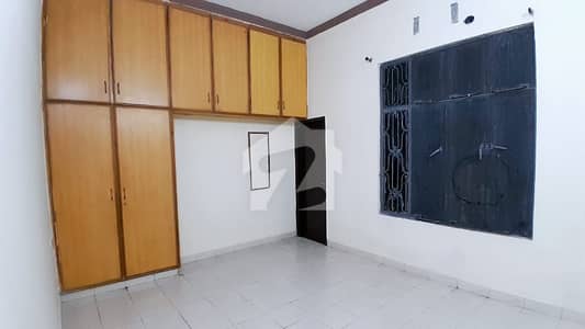 Room Available For Rent In Valencia Town