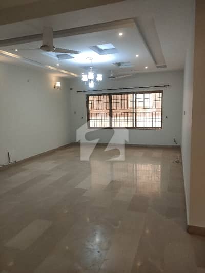 60*100 Upper Portion For Rent G14/4