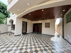 C1 10 Marla Corner House Available For Sale