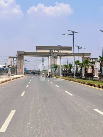 G1 Block 1 Kanal 75ft Road Plot Available For Sale  Direct Approach Main 200ft Chenab Road