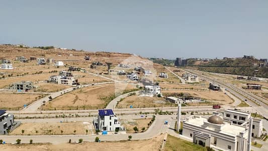 ڈی ایچ اے فیز 4 - سیکٹر اے ڈی ایچ اے ڈیفینس فیز 4,ڈی ایچ اے ڈیفینس,اسلام آباد میں 1 کنال رہائشی پلاٹ 3.15 کروڑ میں برائے فروخت۔