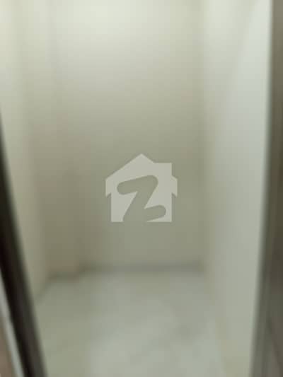 3 bed drawing lounge apartment available for rent