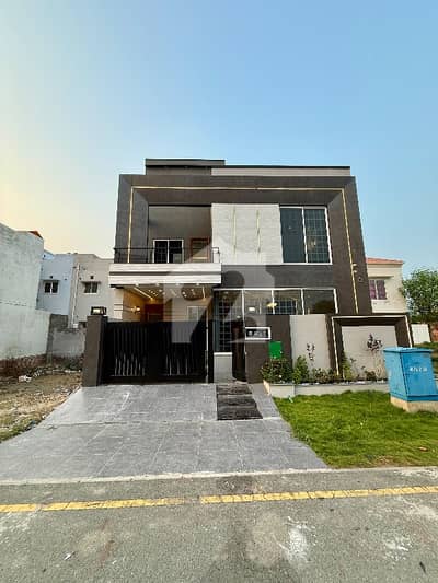 او ایل سی ۔ بلاک بی اوورسیز لو کاسٹ,بحریہ آرچرڈ فیز 2,بحریہ آرچرڈ,لاہور میں 3 کمروں کا 5 مرلہ مکان 2.3 کروڑ میں برائے فروخت۔