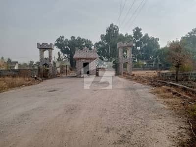 7 marla plot for sale Khan vellage