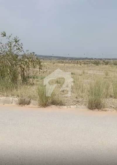 8 Marla Plot For Sale