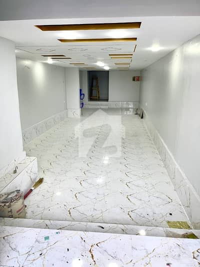 کلفٹن ۔ بلاک 2 کلفٹن,کراچی میں 5 مرلہ Studio دکان 5.0 کروڑ میں برائے فروخت۔