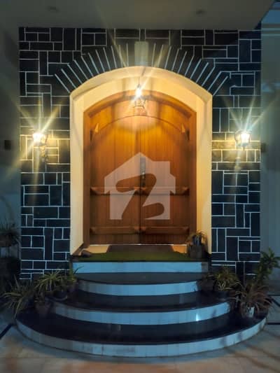 G14/3 Main Double Road 804 Abinaseena Road Luxury House Triple Story For Sale Size 50*90