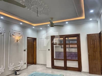 E Block 5 Marla House For Sale On Prime Location