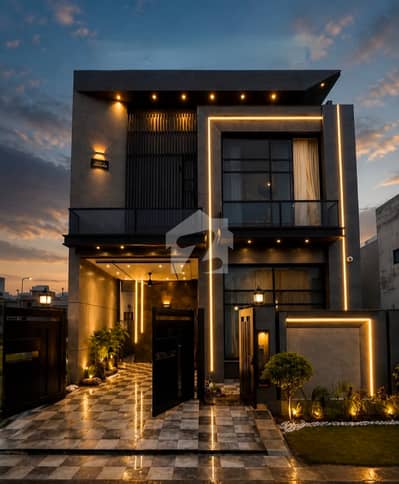 5 MARLA BRAND NEW ULTRA MODERN HOUSE FOR SALE NEAR TO PARK