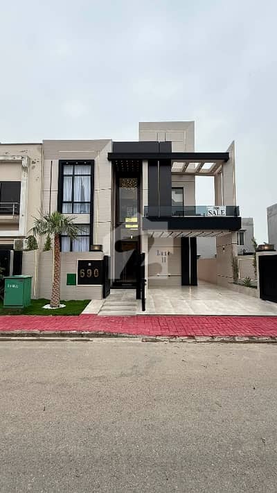 10 Marla Modern House For Sale