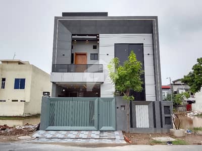 5-Marla Luxury House For Sale - Must Visit