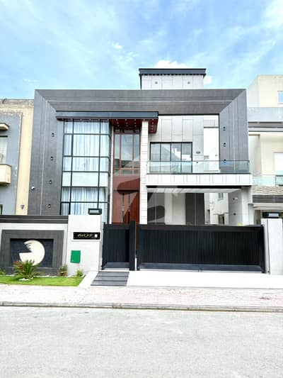 10 Marla Residential House For Sale In Gulbahar Block, Nearby Commercial Market, School, Mosuqe and Health Care Canter
