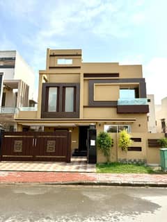 10 Marla Residential House For Sale In Tulip Block, Nearby Commercial Market, School, Mosuqe And Health Care Canter