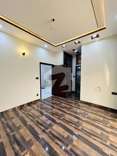 Brand New 10 Marla House Available In Park View City For Sale