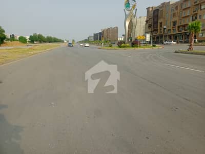 بحریہ ٹاؤن فیز 8 ۔ سیکٹر ای - 1 بحریہ ٹاؤن فیز 8,بحریہ ٹاؤن راولپنڈی,راولپنڈی میں 4 مرلہ کمرشل پلاٹ 1.25 کروڑ میں برائے فروخت۔