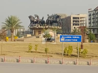 بحریہ ٹاؤن فیز 8 ۔ سیکٹر ای - 1 بحریہ ٹاؤن فیز 8,بحریہ ٹاؤن راولپنڈی,راولپنڈی میں 4 مرلہ کمرشل پلاٹ 1.25 کروڑ میں برائے فروخت۔ بحریہ ٹاؤن فیز 8 ۔ سیکٹر ای - 1 بحریہ ٹاؤن فیز 8,بحریہ ٹاؤن راولپنڈی,راولپنڈی میں 4 مرلہ کمرشل پلاٹ 1.25 کروڑ میں برائے فروخت۔