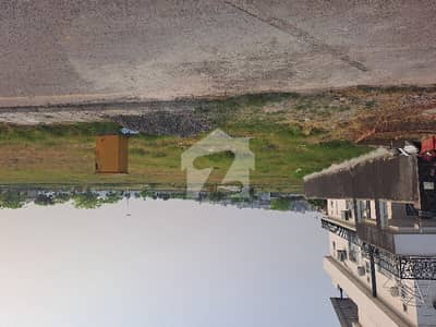 BAHRIA TOWN PHASE 8 SECTOR F2