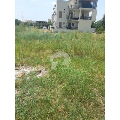 پاکستان ٹاؤن ۔ فیز 2 پاکستان ٹاؤن,اسلام آباد میں 1 کنال رہائشی پلاٹ 2.5 کروڑ میں برائے فروخت۔
