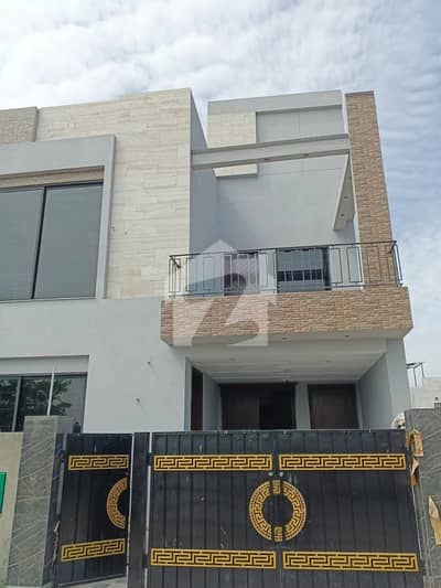 5 MARLA BRAND NEW HOUSE FOR SALE