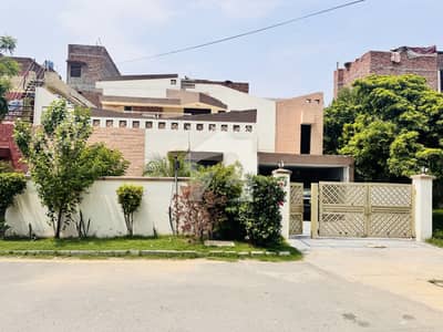 پی اے ایف فالکن کمپلیکس گلبرگ,لاہور میں 4 کمروں کا 14 مرلہ مکان 8.5 کروڑ میں برائے فروخت۔