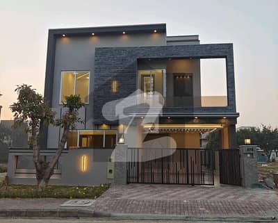 Brand New Luxury 10 Marla House For Sale Prime Location Bahria Town