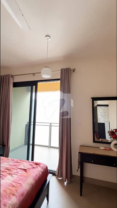 EMAAR OCEANFORENT 3BED SEAFACING AVALIABLE FOR SALE IN CORAL TOWERS.
