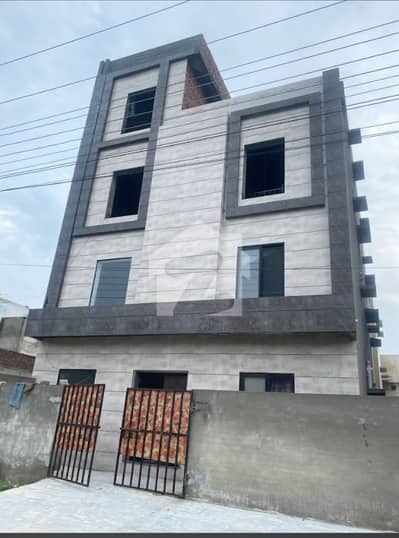 Excellent Income-Generating Girls Hostel For Sale Near Comsat University.