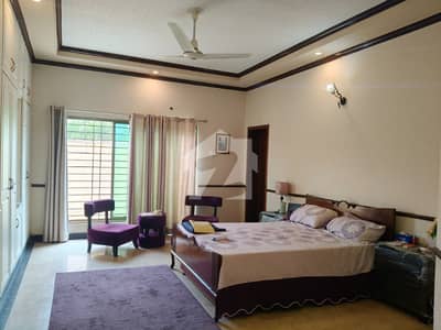 1 kanal fully furnished lower portion available for rent in DHA phase 4