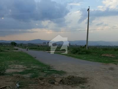 Plot For Sale I-12/4, Islamabad (Approx. 139 Sq. Yards / 5 Marla)