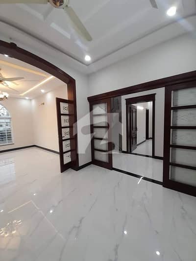 40*80 Full house available for rent