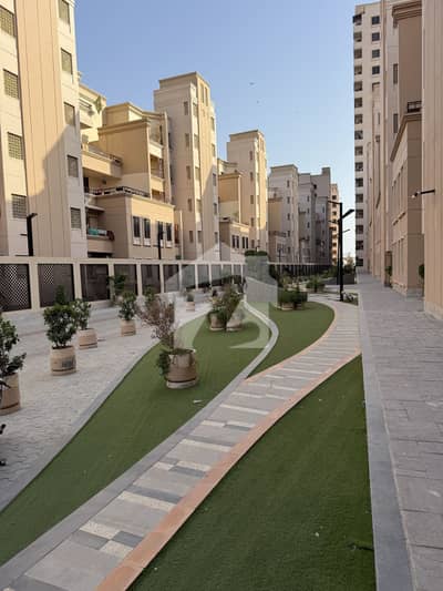 2 Bed Lounge West Open Corner Available For Sale