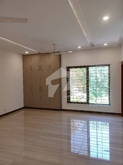 A 30 Marla House In F-8 Is On The Market For Rent