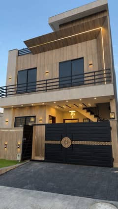 Beautiful 10 Marla House Sale In Faisal Hills Beautiful 10 Marla House Sale In Faisal Hills
