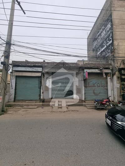 کیولری گراؤنڈ لاہور میں 5 مرلہ Studio عمارت 3.75 کروڑ میں برائے فروخت۔
