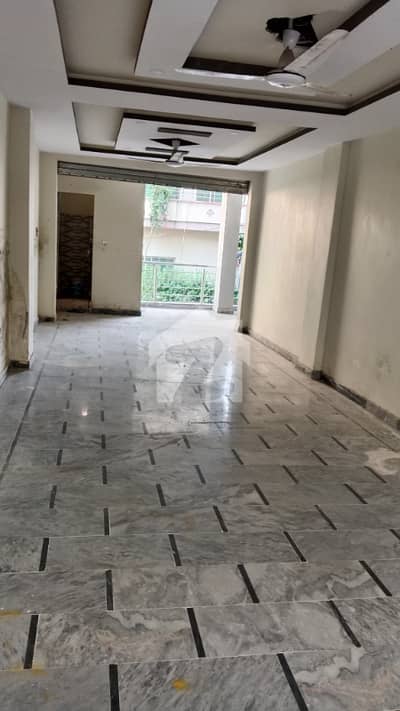 سوان گارڈن ۔ بلاک جی سوان گارڈن,اسلام آباد میں 4 کمروں کا 4 مرلہ دکان 62.0 ہزار میں کرایہ پر دستیاب ہے۔ سوان گارڈن ۔ بلاک جی سوان گارڈن,اسلام آباد میں 4 کمروں کا 4 مرلہ دکان 62.0 ہزار میں کرایہ پر دستیاب ہے۔