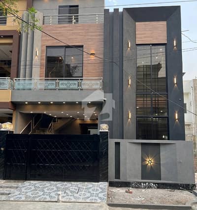 نشیمنِ اقبال فیز 2 نشیمنِ اقبال,لاہور میں 5 کمروں کا 5 مرلہ مکان 2.2 کروڑ میں برائے فروخت۔