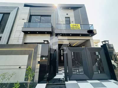 Ultra Modern 5 Marla Brand New Double Storey House Central Park Lahore Ultra Modern 5 Marla Brand New Double Storey House Central Park Lahore