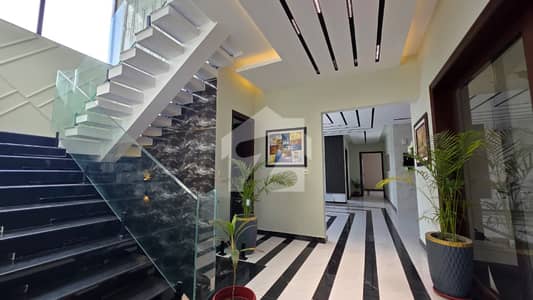 5 Bed Room Luxury Villa At Prime Location In Bahria Town Karachi, 2km From Main Gate, Near Commercial, Gallery And IMTIAZ Mega Store