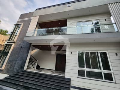 BRAND NEW DESIGNER HOUSE FOR RENT IN F-6 BRAND NEW DESIGNER HOUSE FOR RENT IN F-6