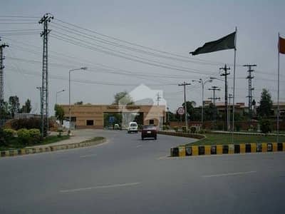چکلالہ سکیم 3 چکلالہ سکیم,راولپنڈی میں 1 کنال رہائشی پلاٹ 6.3 کروڑ میں برائے فروخت۔ چکلالہ سکیم 3 چکلالہ سکیم,راولپنڈی میں 1 کنال رہائشی پلاٹ 6.3 کروڑ میں برائے فروخت۔