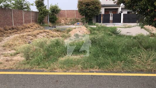نیو لاهور سٹی لاہور میں 7 مرلہ رہائشی پلاٹ 60.0 لاکھ میں برائے فروخت۔