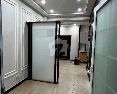 گلبرگ ریزیڈنشیا - بلاک بی گلبرگ ریزیڈنشیا,گلبرگ,اسلام آباد میں 3 مرلہ Studio دفتر 1.15 لاکھ میں کرایہ پر دستیاب ہے۔