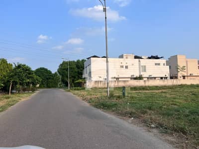 PLOT # Y-2012 RESIDENTIAL PLOT LOCATED IN THE BEST BLOCK OF DHA PHASE 7 LAHORE.