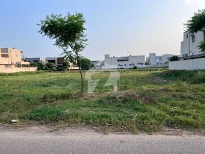 To Sale You Can Find Spacious Residential Plot In DHA Phase 7 - Block Q