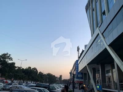 ایف ۔ 11 مرکز ایف ۔ 11,اسلام آباد میں 1 مرلہ دکان 4.0 کروڑ میں برائے فروخت۔