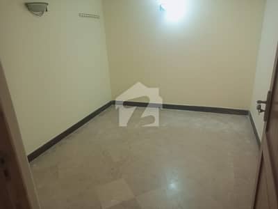 OPEN BASEMENT AVAILABLE FOR RENT INE11/3
