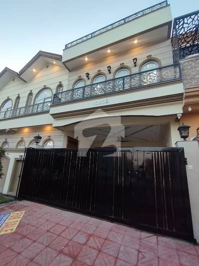 Modern Brand new 30*60 house for sale