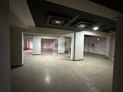 ای ۔ 11/2 ای ۔ 11,اسلام آباد میں 1 کنال Studio عمارت 4.5 لاکھ میں کرایہ پر دستیاب ہے۔
